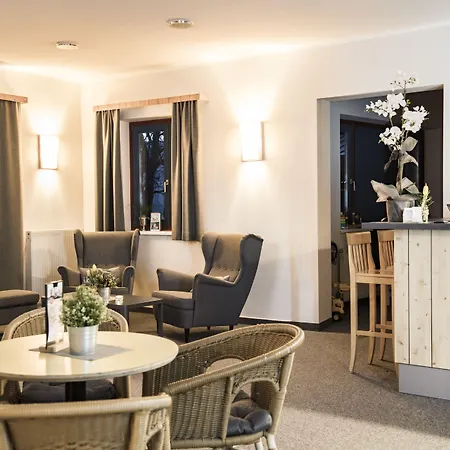 Hotel Jufa Am